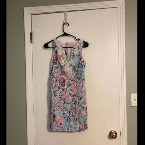 Lilly Pulitzer Shell Me About It Womens Dress Sz 4 - Picture 1 of 3